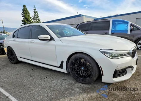 2017 BMW 750 Xi z USA, uszkodzony, nr VIN WBA7F2C34HG423193